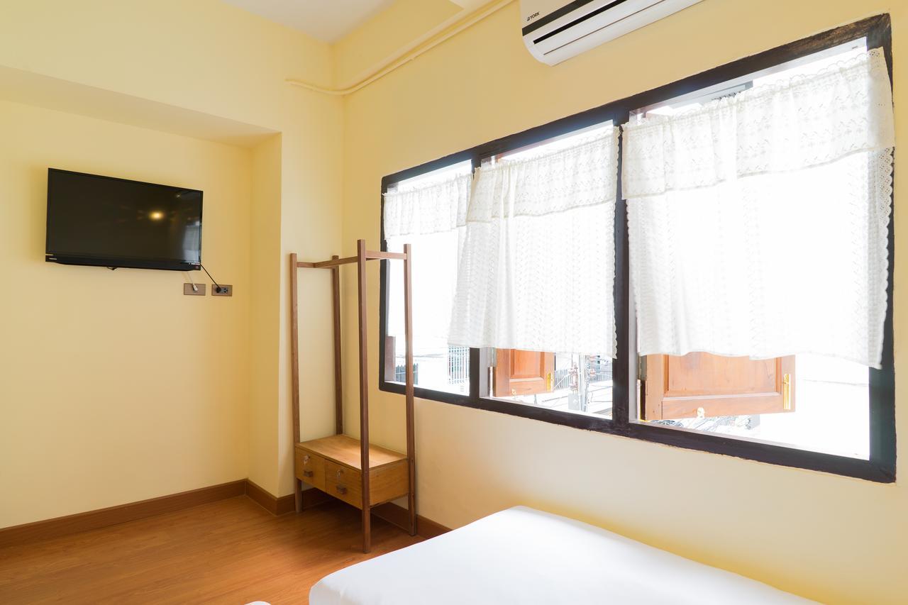Manon Sleepeatdrink Bed & Breakfast Chiang Mai Exterior foto
